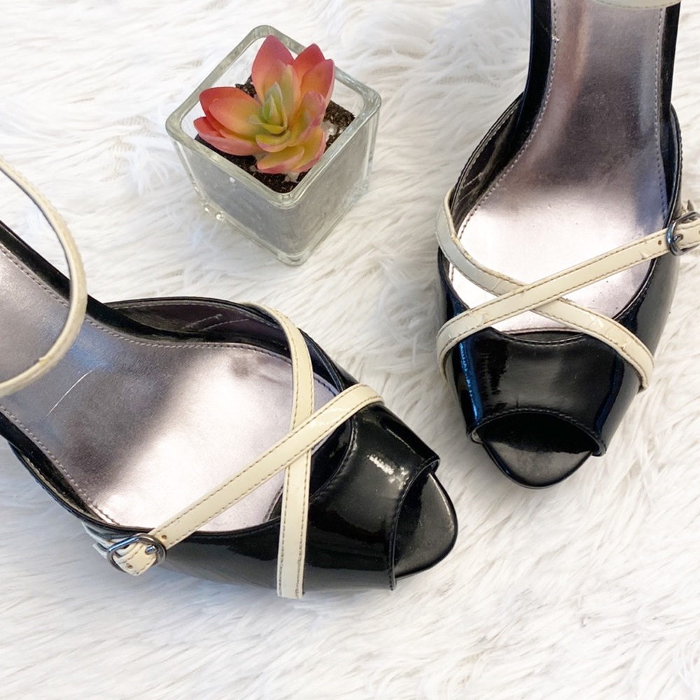 CALVIN KLEIN Helio Black white patent leather platform heel stiletto women 6 - Picture 6 of 8